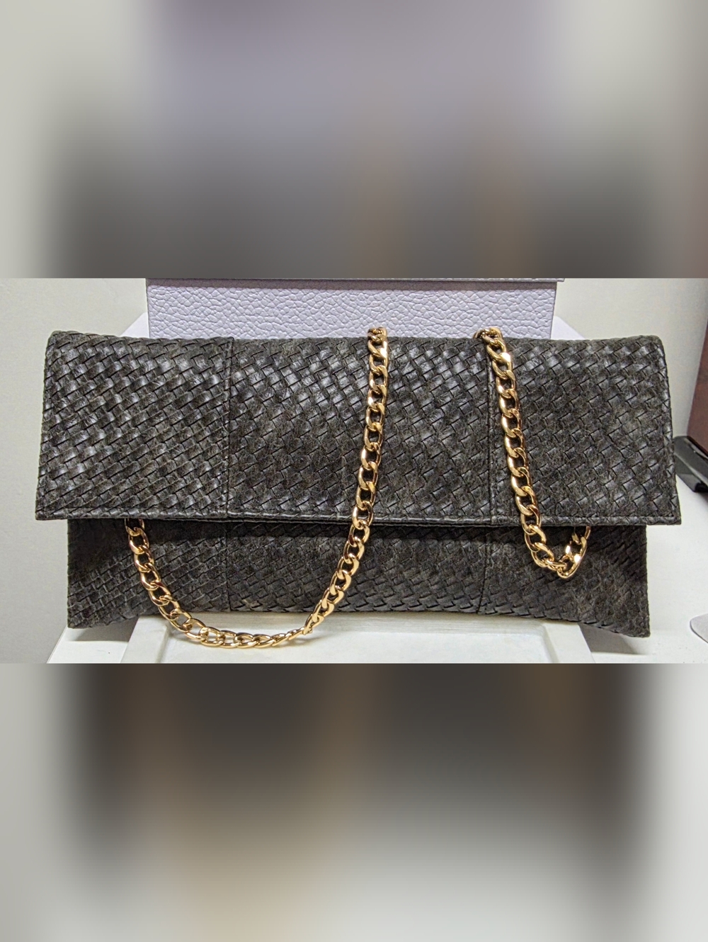 MYSTIQUE Intrecciato Woven Vegan Leather Clutch/ Crossbody EUC